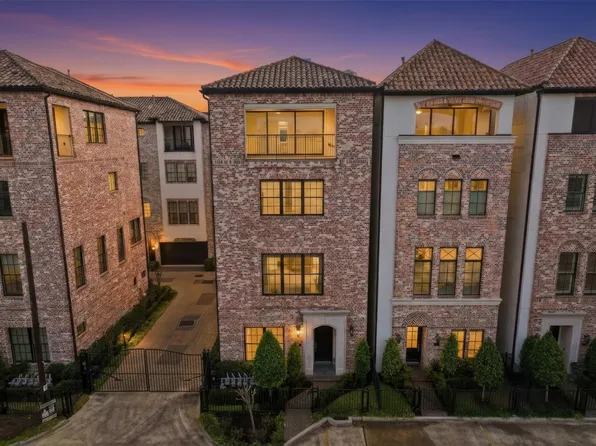 19 Robita St, Houston, TX 77019