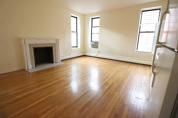 Rented by Luxor Homes & Investment Realty | media 1
