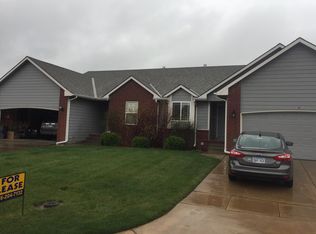 6209 E Oxford St, Wichita, KS 67220