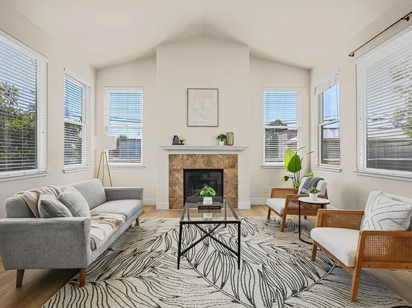 401 Lindberg Circle, Petaluma, CA 94952