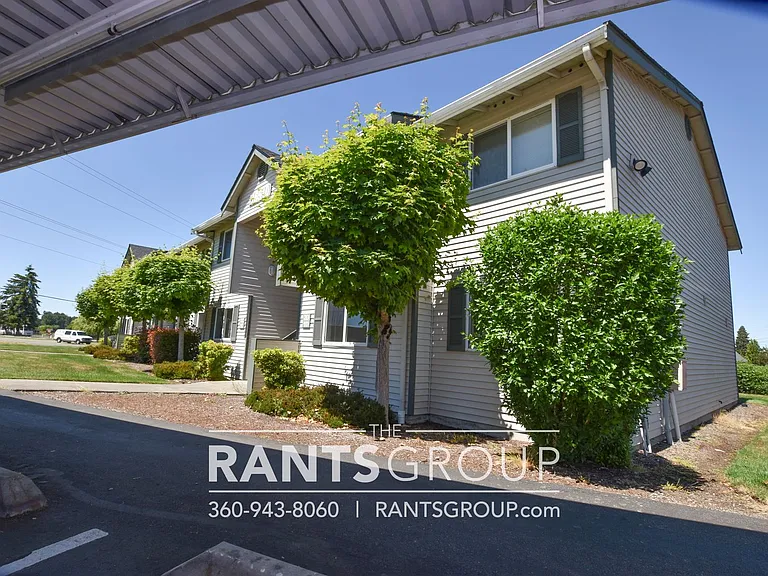 Yelm Creek Apartments — Photo 33