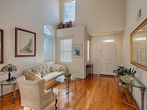 4th image of 60 Vista Pointe Dr