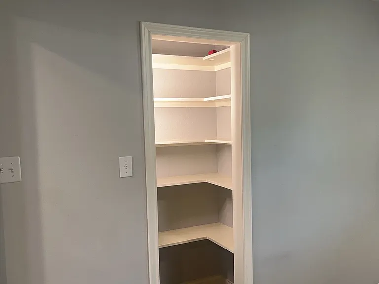 104 Varsity Cir — Photo 10