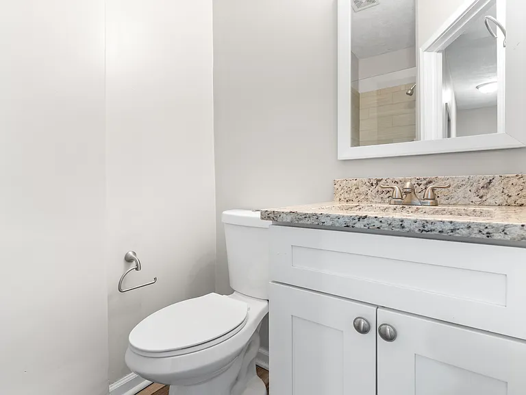 3800 Woodbine Ave #1 — Photo 8