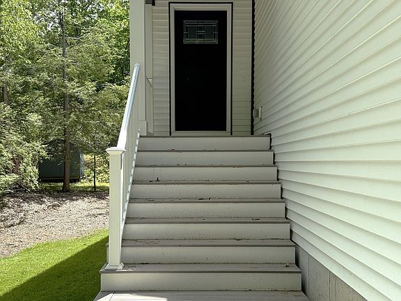 3rd image of 24 Cooper Rd