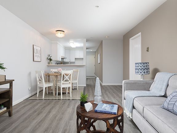 _5_330 8th St 5A 08.jpg