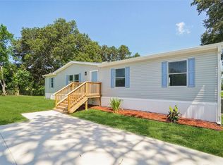 29417 Kelly Dr, Zephyrhills, FL 33544