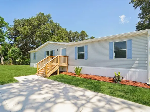 29417 Kelly Dr, Zephyrhills, FL 33544