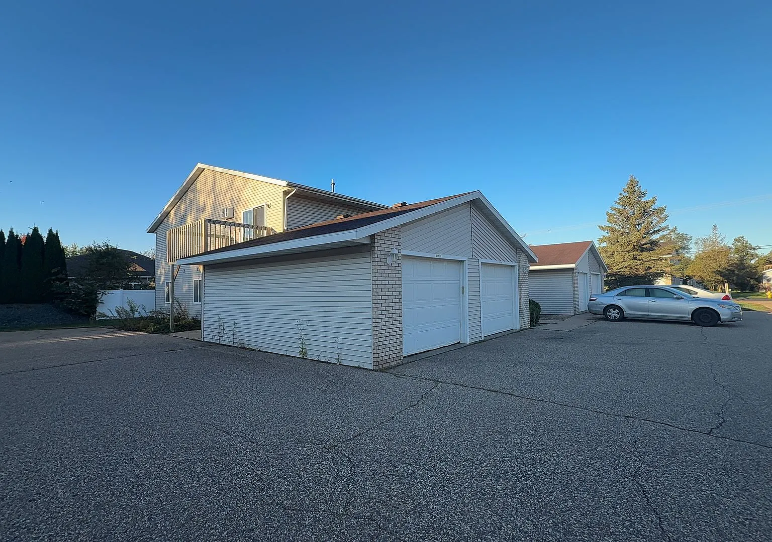 3110 Wilson Avenue — Photo 1
