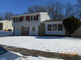 6108 Hollinshed Ave, Pennsauken, NJ 08110