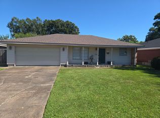 4910 Sue Ave, Groves, TX 77619