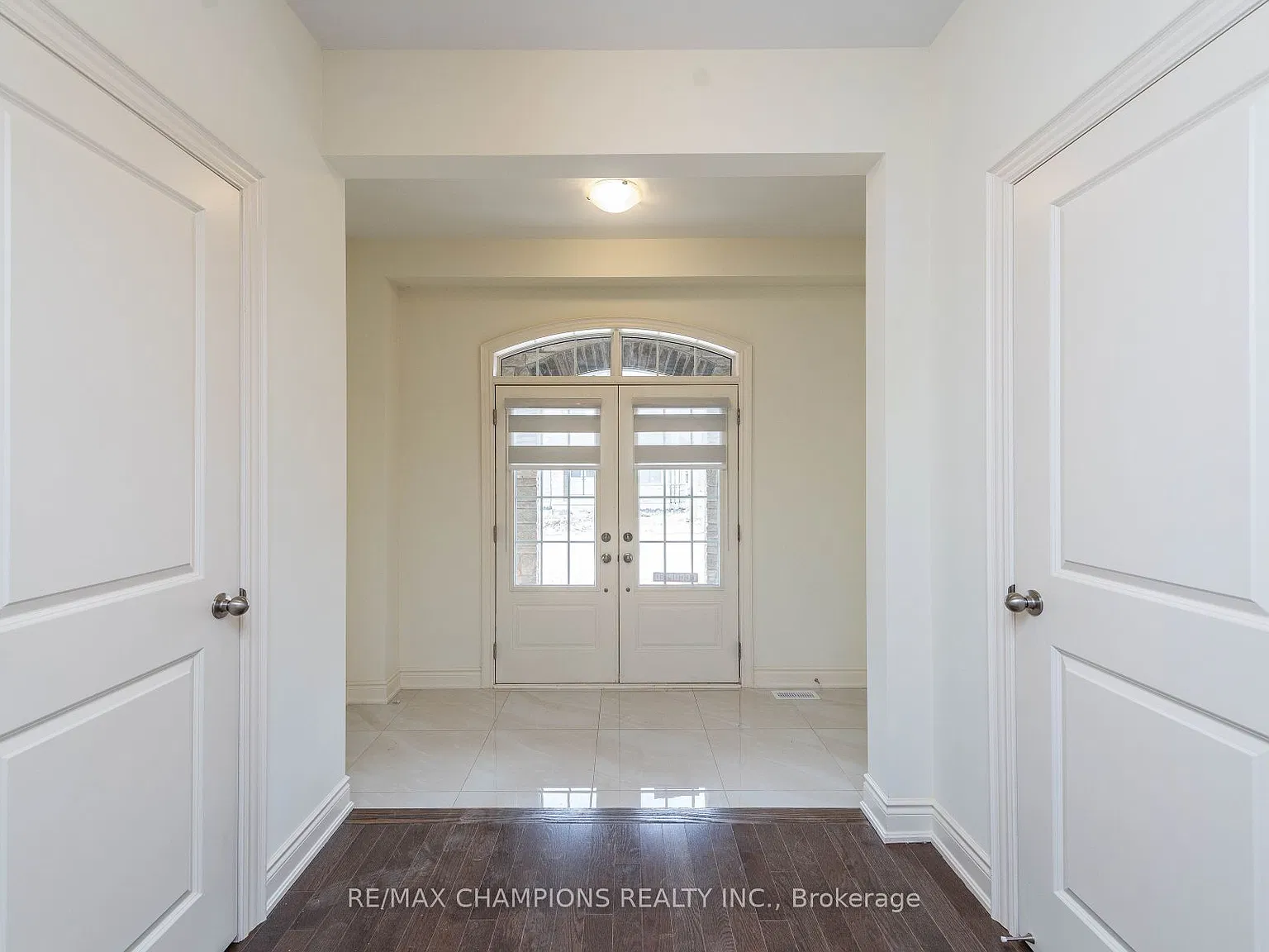 5 bed, $4,200 — Photo 2