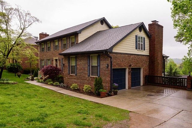 1st image of 126 Dailey Hill Cir