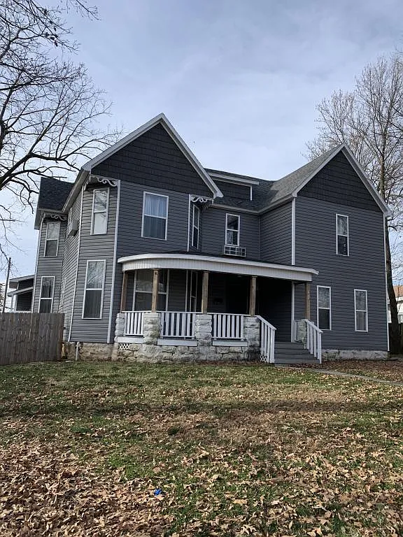 1623 N Jefferson Ave — Photo 1