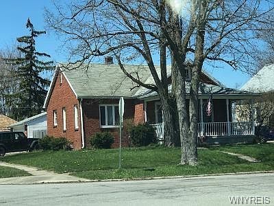 1st image of 82 Claremont Ave