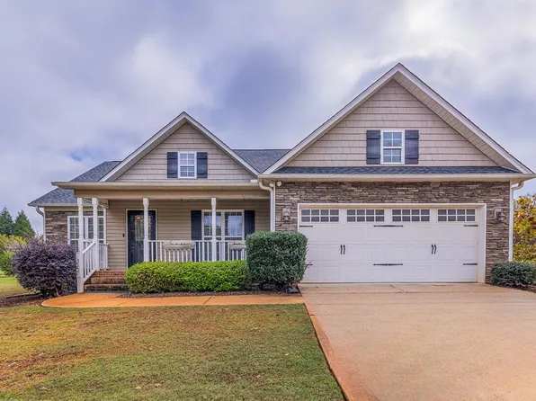 315 Cliffrose Ct, Spartanburg, SC 29306