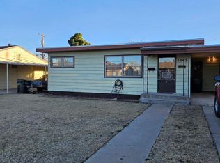 1043 Pinon Ln, Carlsbad, NM 88220