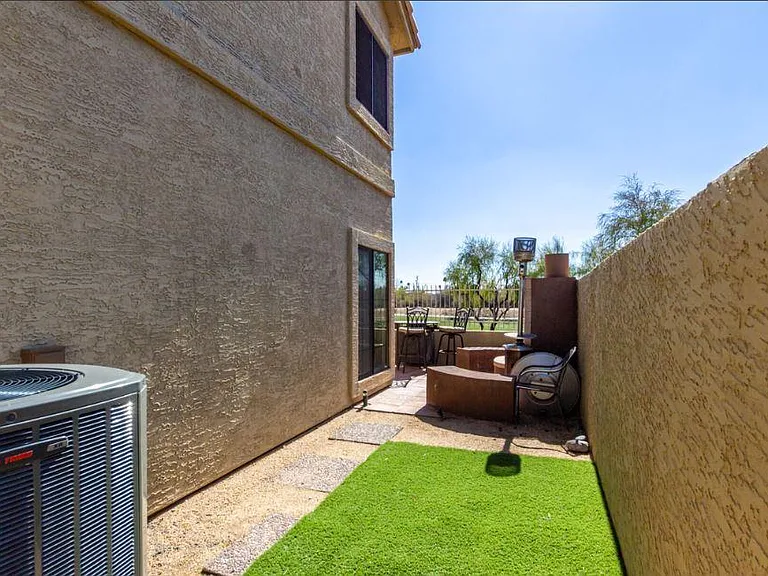 7921 E Joshua Tree Ln — Photo 37