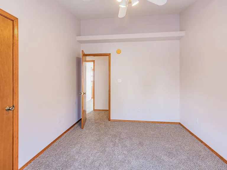 440 Glacier Dr — Photo 31