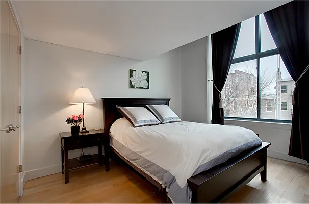 Sold by Douglas Elliman | media 21