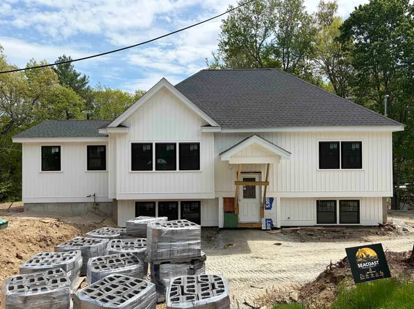 5 Birch Drive, Newmarket, NH 03857