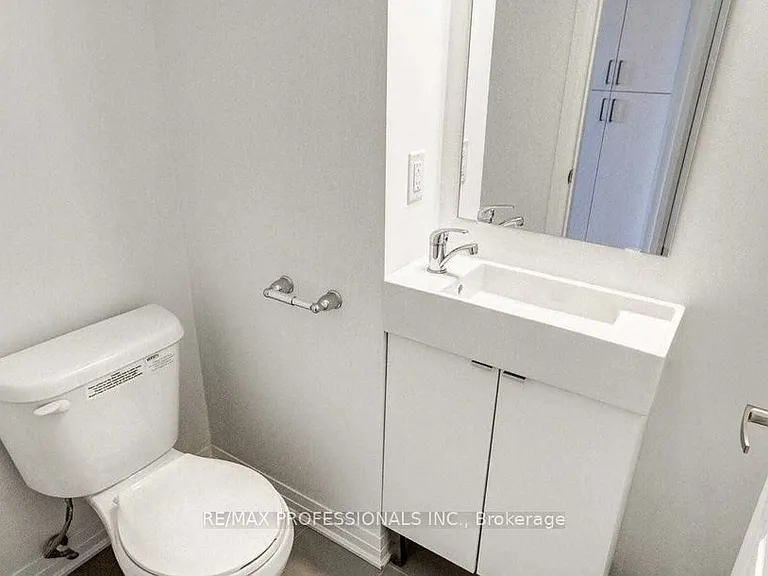 1900 Simcoe St N #444 — Photo 14