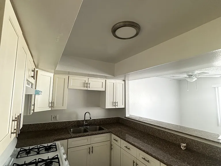 6901 Lennox Ave #3 — Photo 5