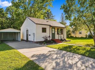 124 W 6th St, New Richmond, WI 54017
