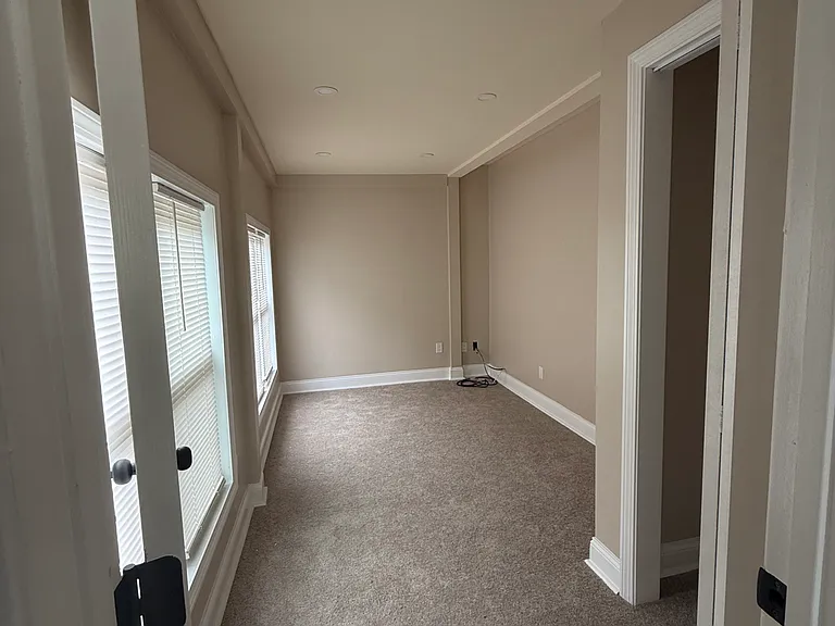 1440 N Main St — Photo 9
