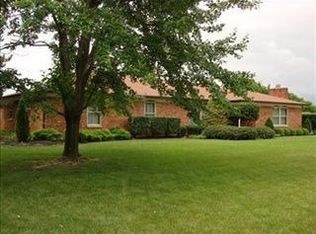 1444 Meadow Bridge Dr, Dayton, OH 45432