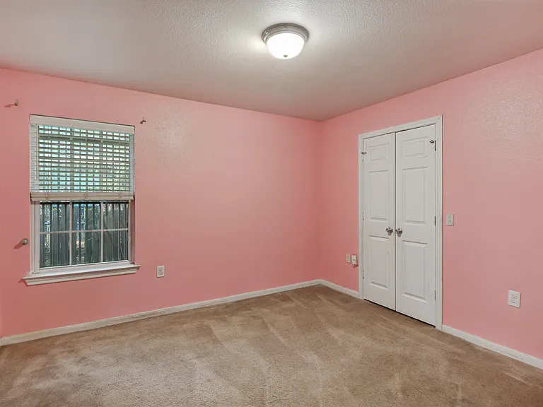 1834 Bayside St — Photo 12