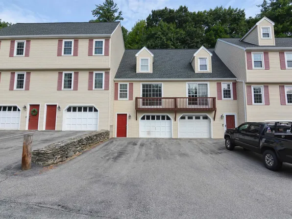 26 Hawkstead Hollow, Nashua, NH 03063