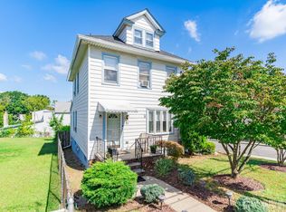 53 Dane St, Sayreville, NJ 08872