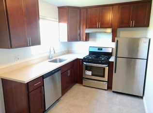 1132 Parker St APT F, Berkeley, CA 94702