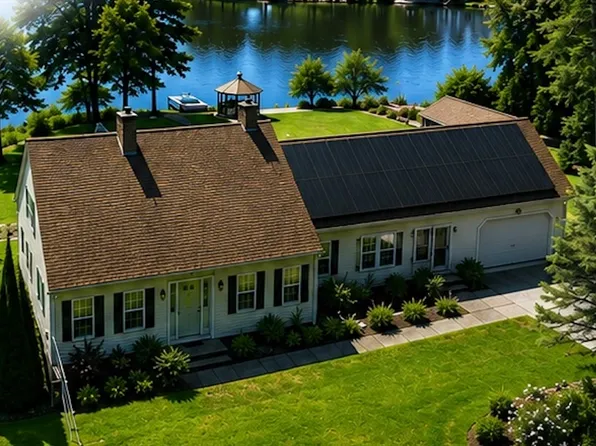 57 Shore Rd, North Brookfield, MA 01535