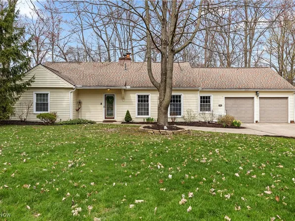 19754 Albion Rd, Strongsville, OH 44149