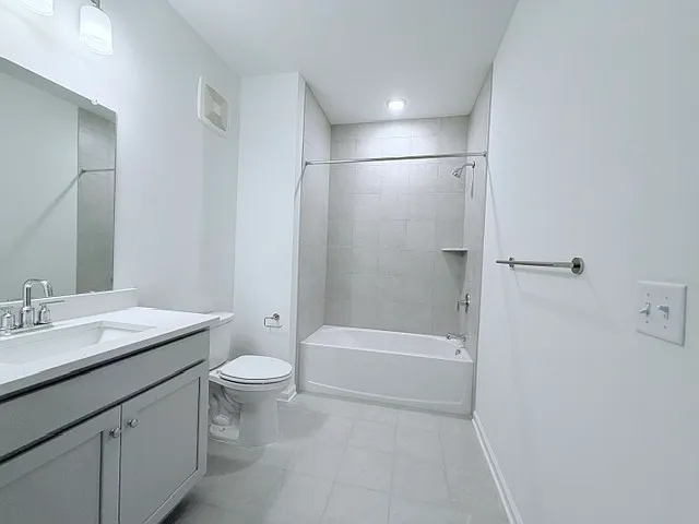 Full bathroom