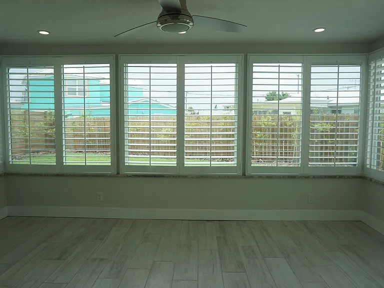 1 Seaside Dr — Photo 15