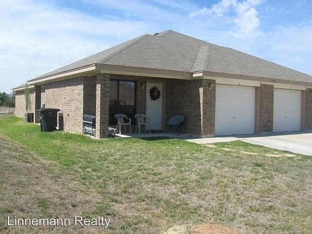 1st image of 3008 Dannen Ct Unit A