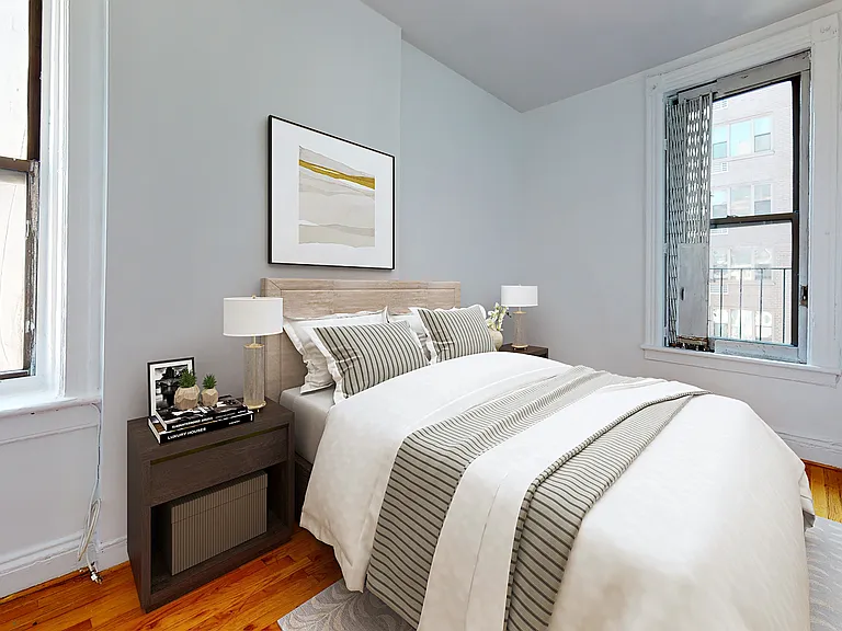 158 W 15th St #5D — Photo 2