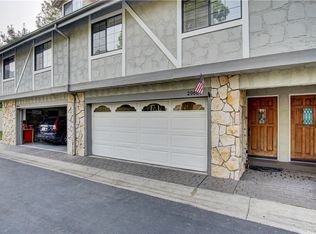 29663 Strawberry Hill Dr, Agoura Hills, CA 91301