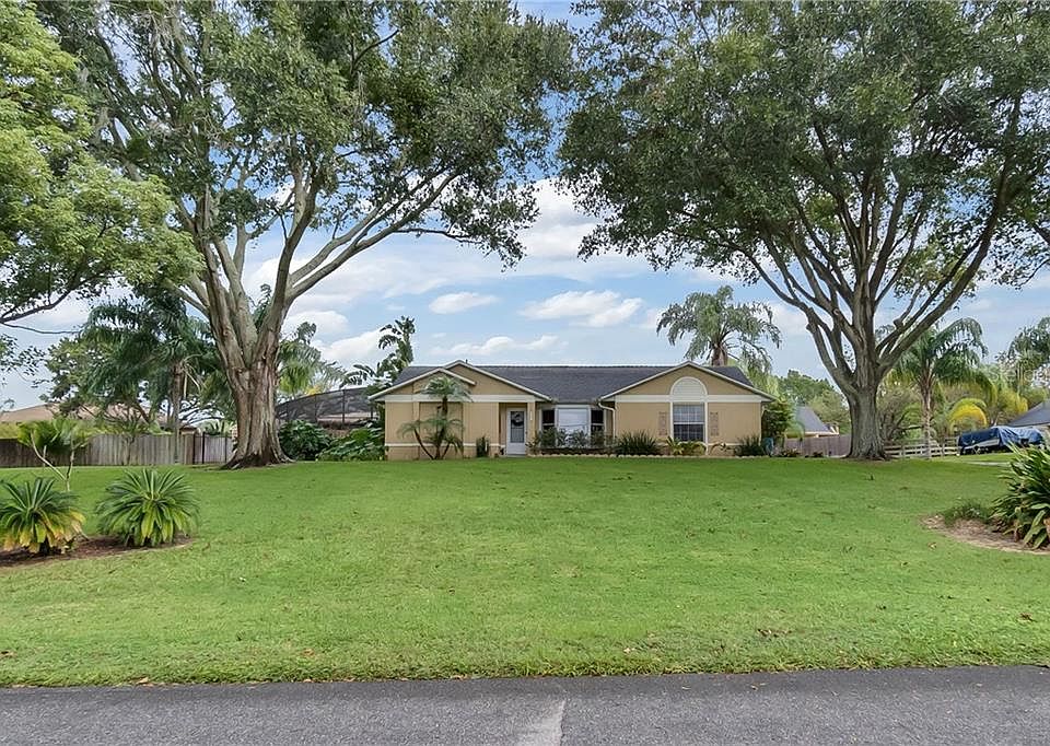 1st image of 10931 Poinciana Dr