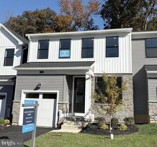 42 Grayson Ln, Downingtown, PA, 19335