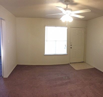 5th image of 3401 Toledo Dr APT D