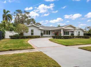 301 Osceola Rd, Belleair, FL 33756