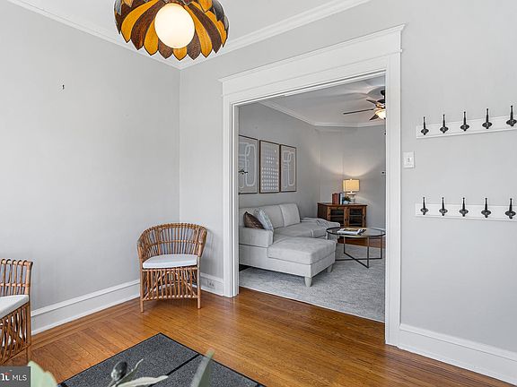 5th image of 660 Wendover St