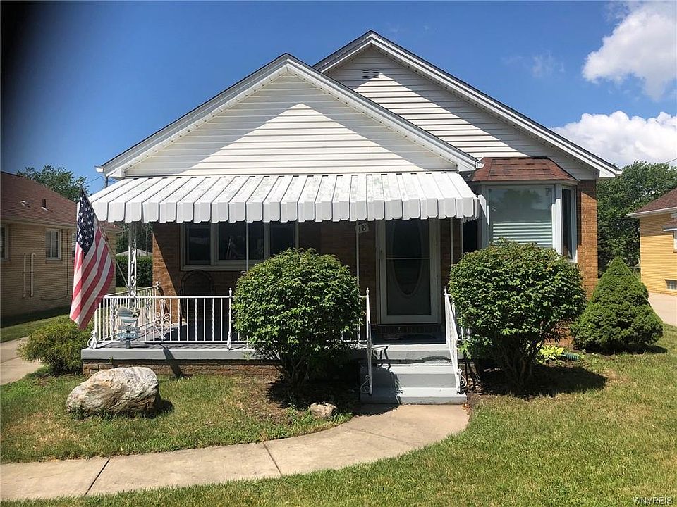 1st image of 18 Lorraine Ln