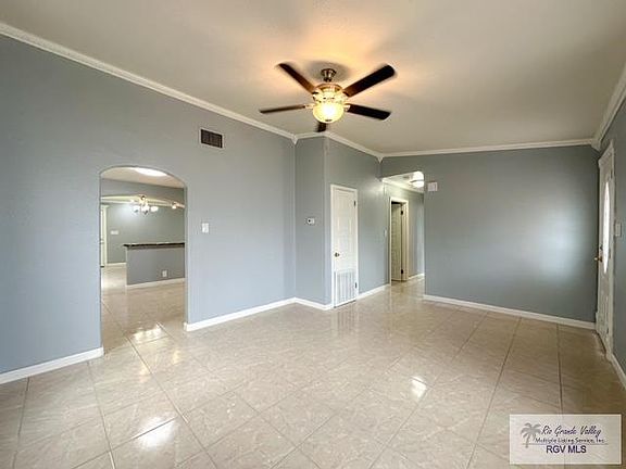 5th image of 446 Avenida Del Sol
