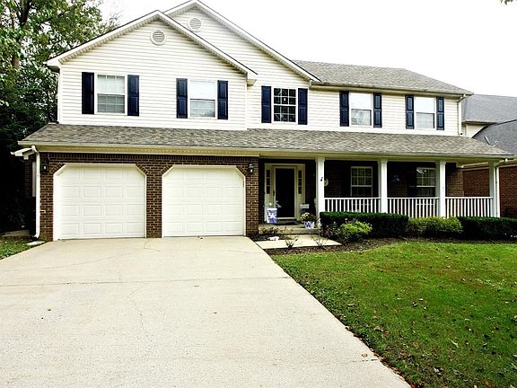 3rd image of 933 Andover Woods Ln