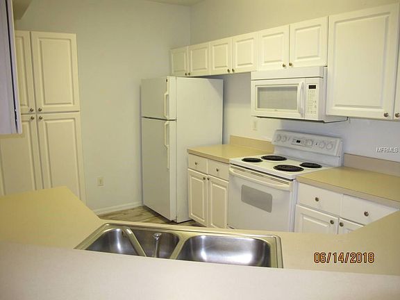 4th image of 5530 Metrowest Blvd #20